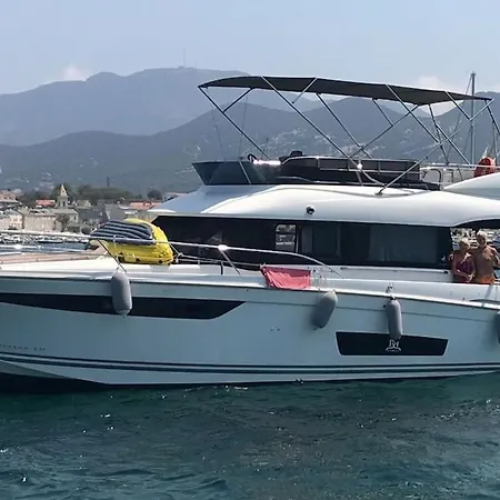 Ботель Luxueux Bateau A Quai *